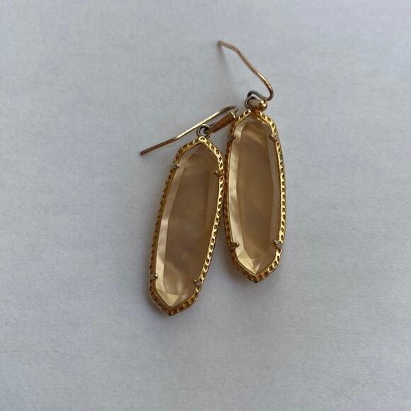 KENDRA Scott Layla dangle drop earrings in rose gold and mother of pearl - Picture 1 of 6